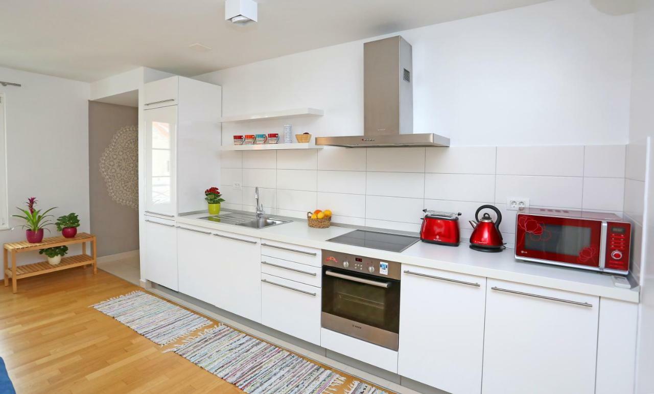 Luxury Apts Leone Split Centre מראה חיצוני תמונה