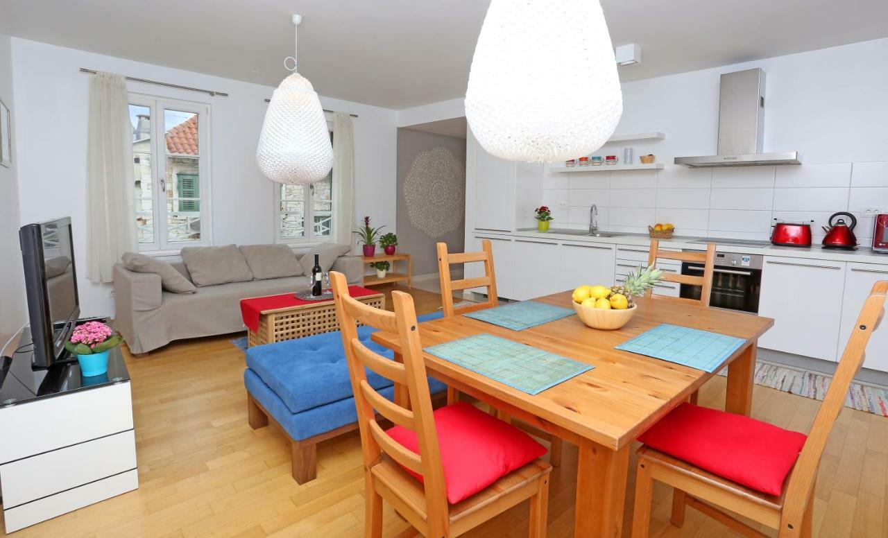 Luxury Apts Leone Split Centre מראה חיצוני תמונה